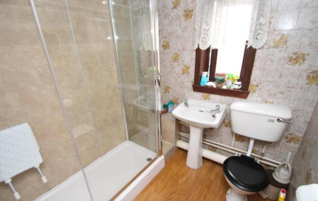 Guest House Private Room Near Glasgow City Centre Extérieur photo